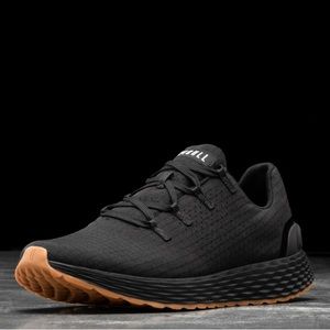 NWOT NOBULL Black Gum Ripstop Runner Size 8